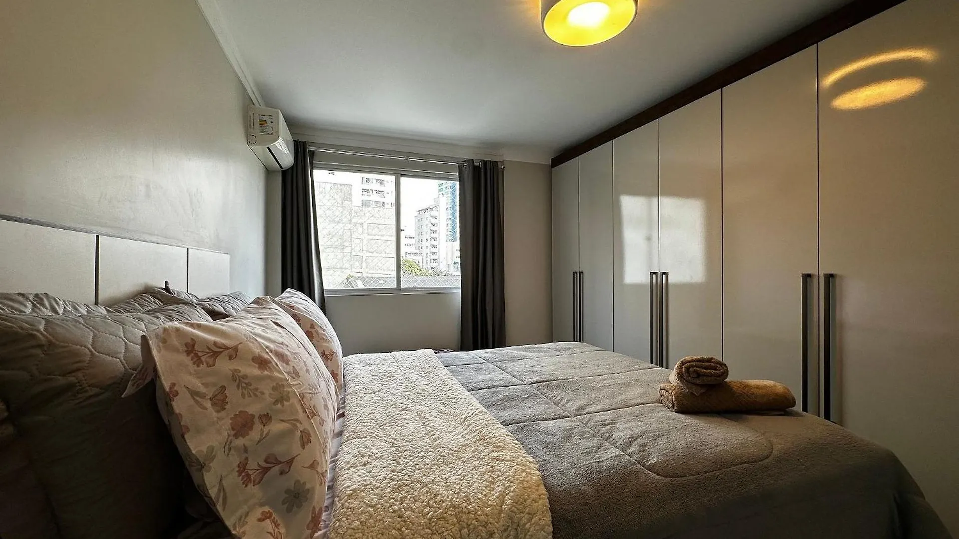 شقة Sc01 - 1 Quarto| Centro| Reformado E Completo Balneário Camboriú