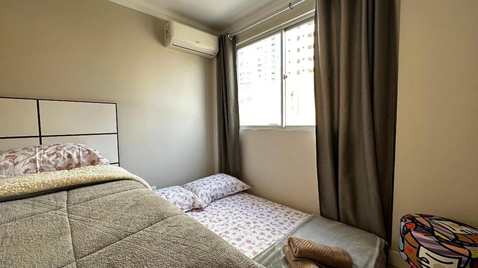 Sc01 - 1 Quarto| Centro| Reformado E Completo Balneário Camboriú البرازيل