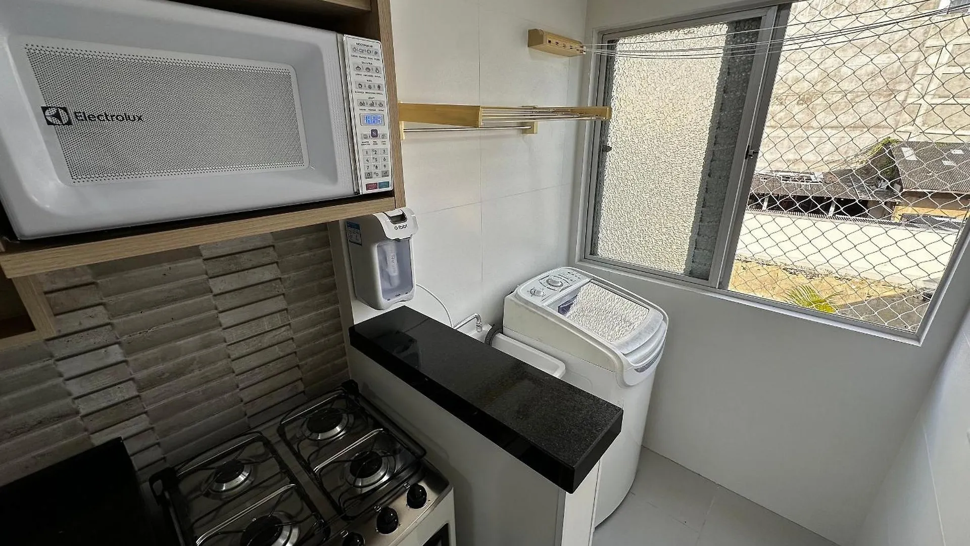 Sc01 - 1 Quarto| Centro| Reformado E Completo Balneario Camboriu 0*,  Brazil